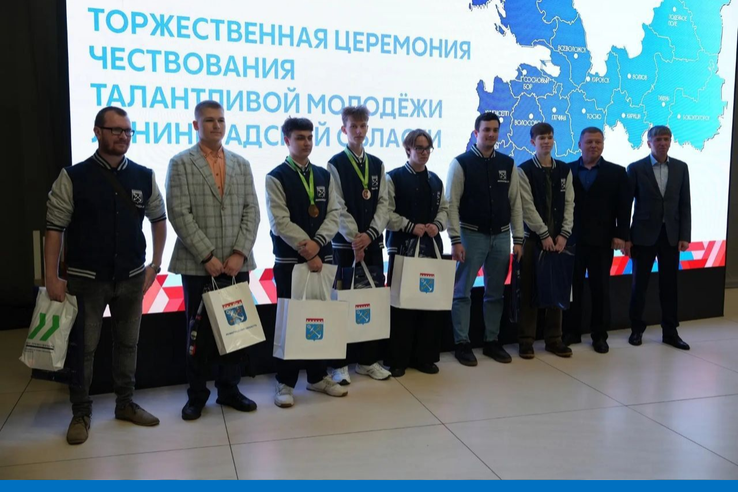 Участники Всероссийской олимпиады школьников получат премии Губернатора Ленинградской области